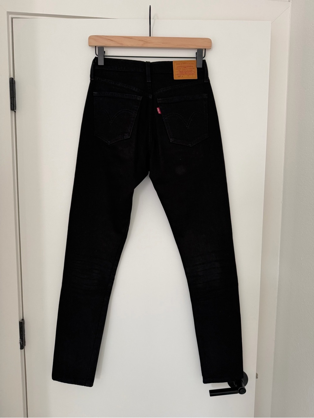 Levi’s Women’s 501 Black Jeans - W 23 L 30